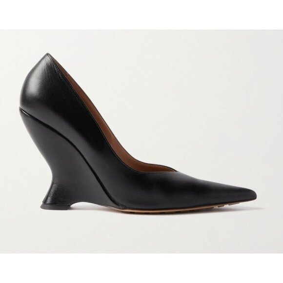 BOTTEGA VENETA Gloss black Leather Wedge Pumps heels size 37.5 - Picture 2 of 11